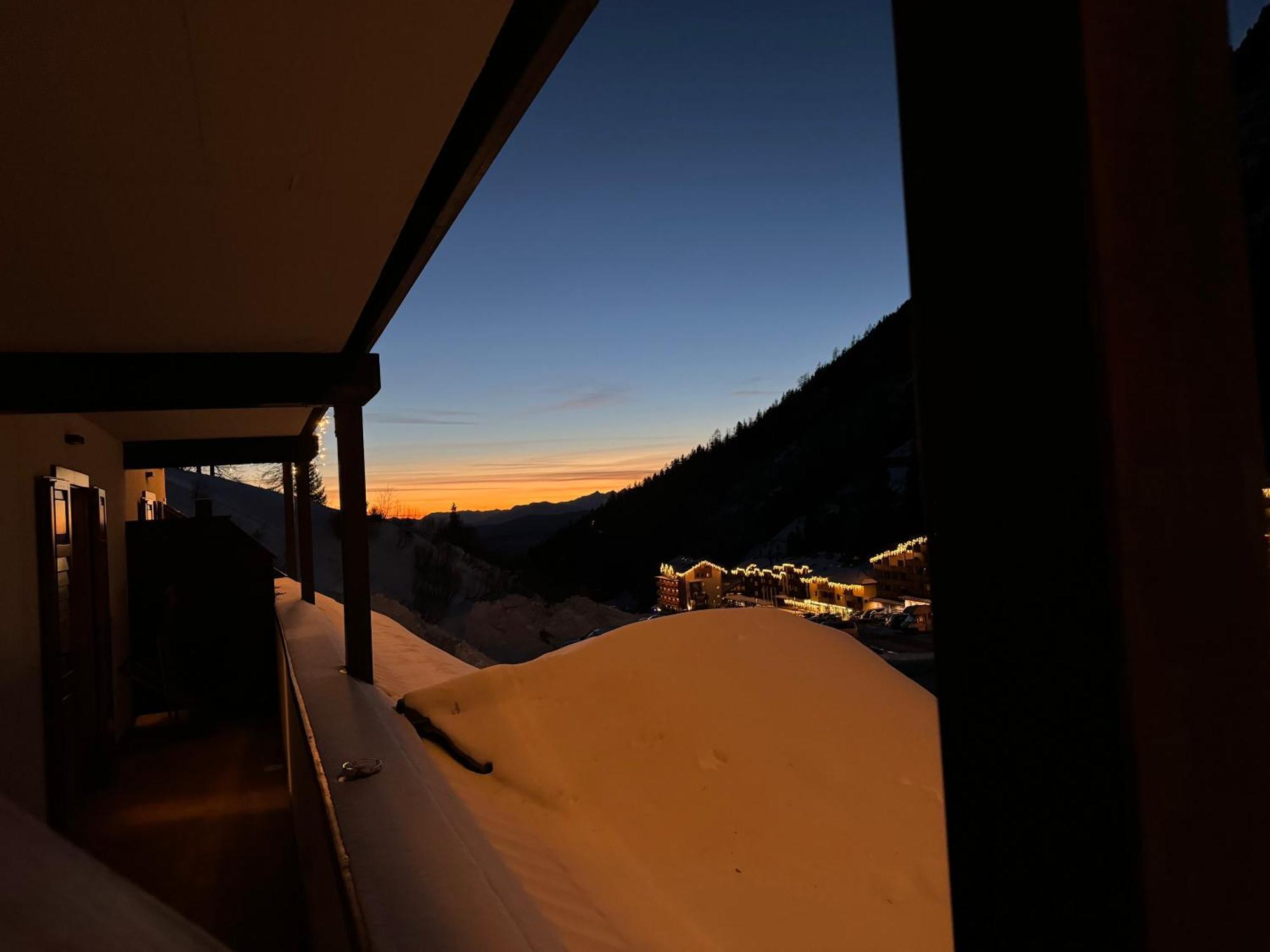 Ski Lodge Pampeago Tesero Exterior foto