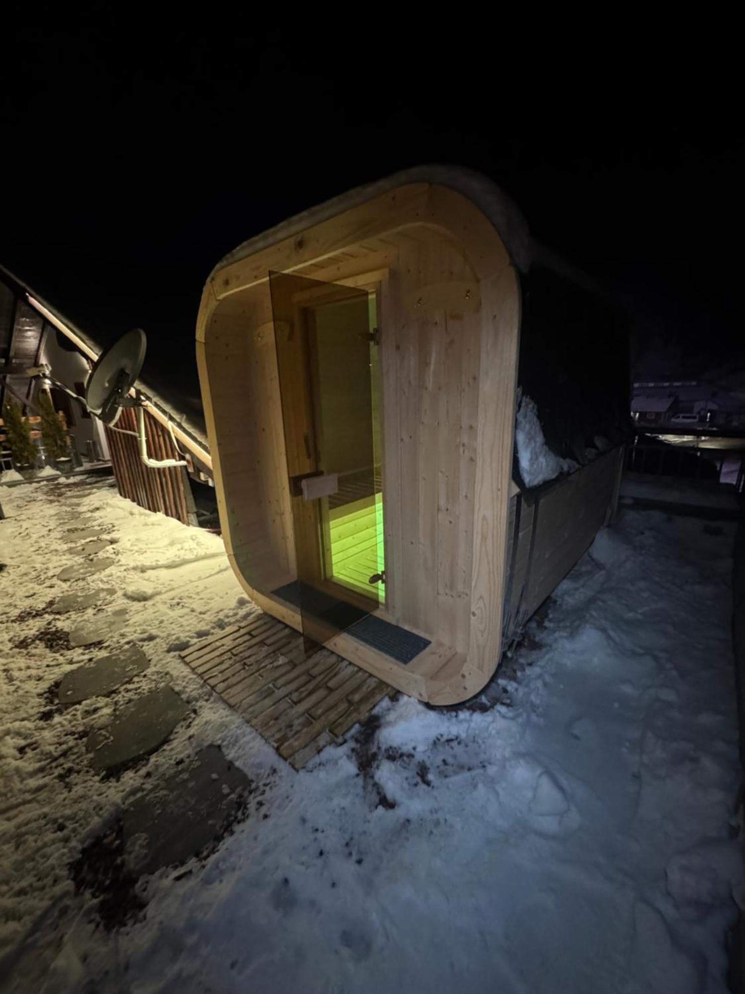 Ski Lodge Pampeago Tesero Exterior foto